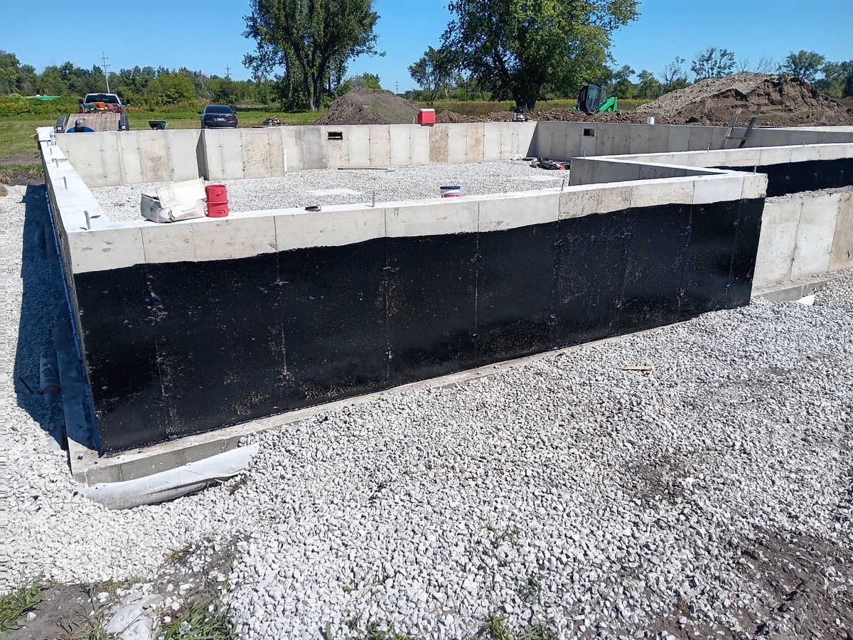 Basement foundation forms, another angle